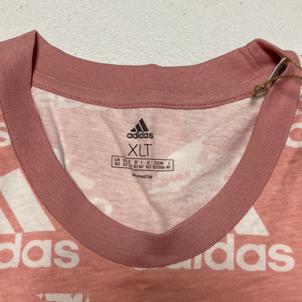 Adidas Essentials Brand Love Tee - Picture 4 of 6